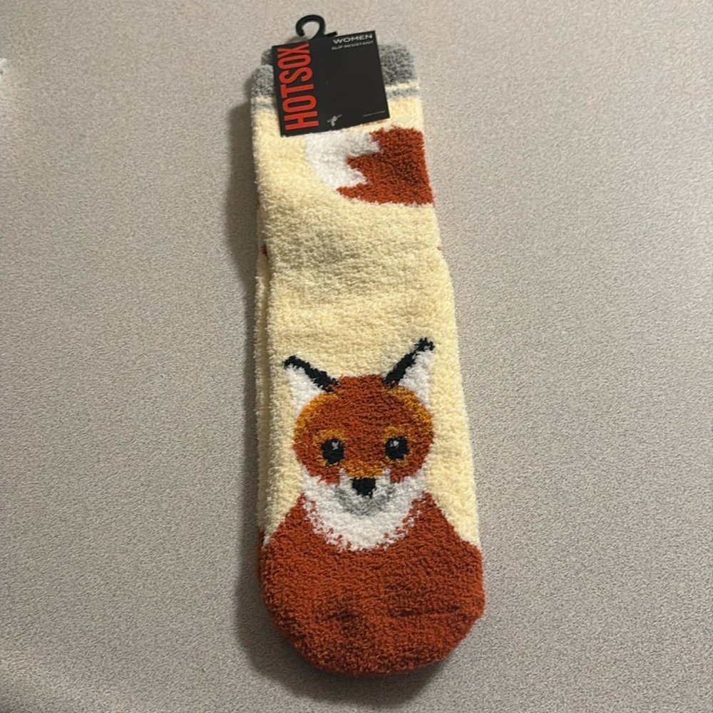 NWT HOTSOX Fox Theme Super Soft Plush Grip on Soles Socks